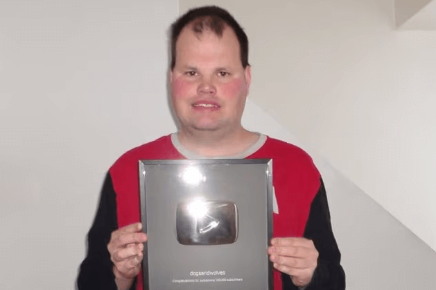 Frankie MacDonald Net Worth